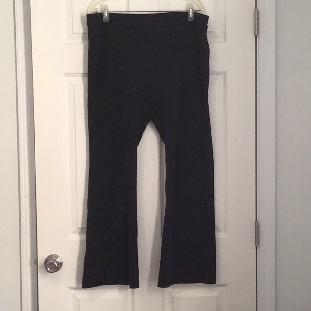 Women’s Yoga Pants